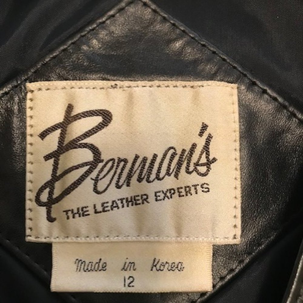 Black Leather Riding Vest - Picture 4 of 7
